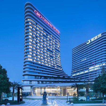 Crowne Plaza Wuhan Optics Valley By Ihg Exterior foto