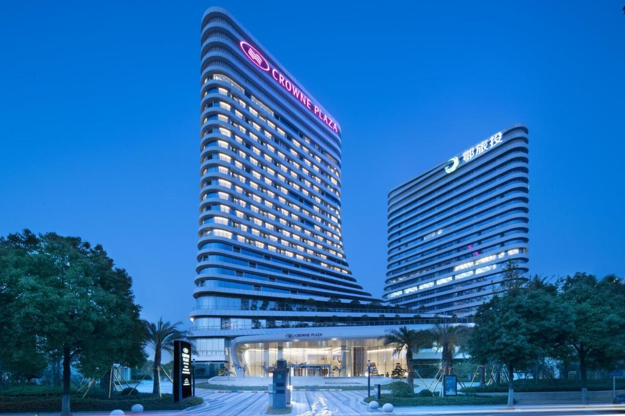 Crowne Plaza Wuhan Optics Valley By Ihg Exterior foto