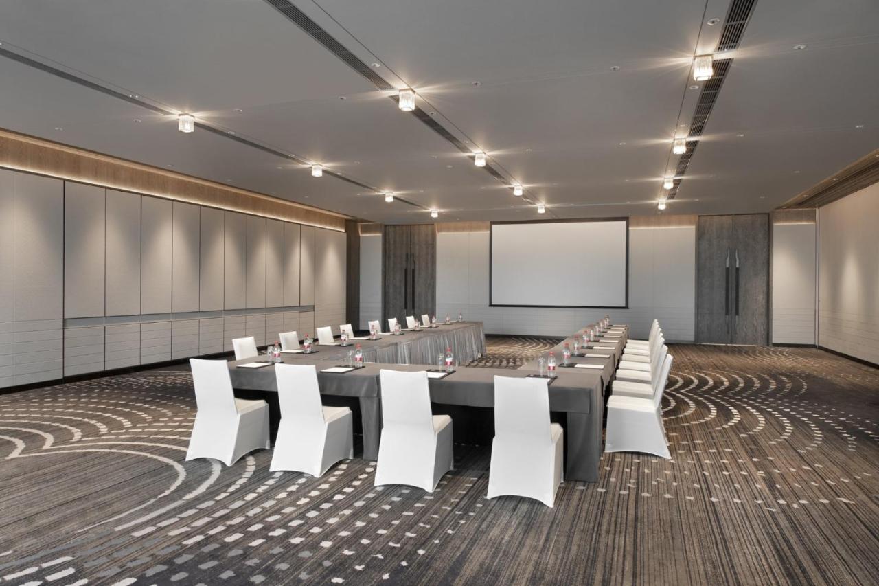 Crowne Plaza Wuhan Optics Valley By Ihg Exterior foto