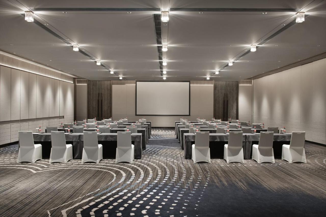 Crowne Plaza Wuhan Optics Valley By Ihg Exterior foto